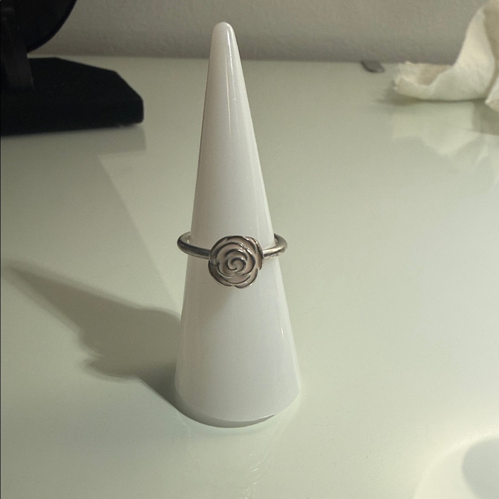 Pandora Silver Rose Motif Ring